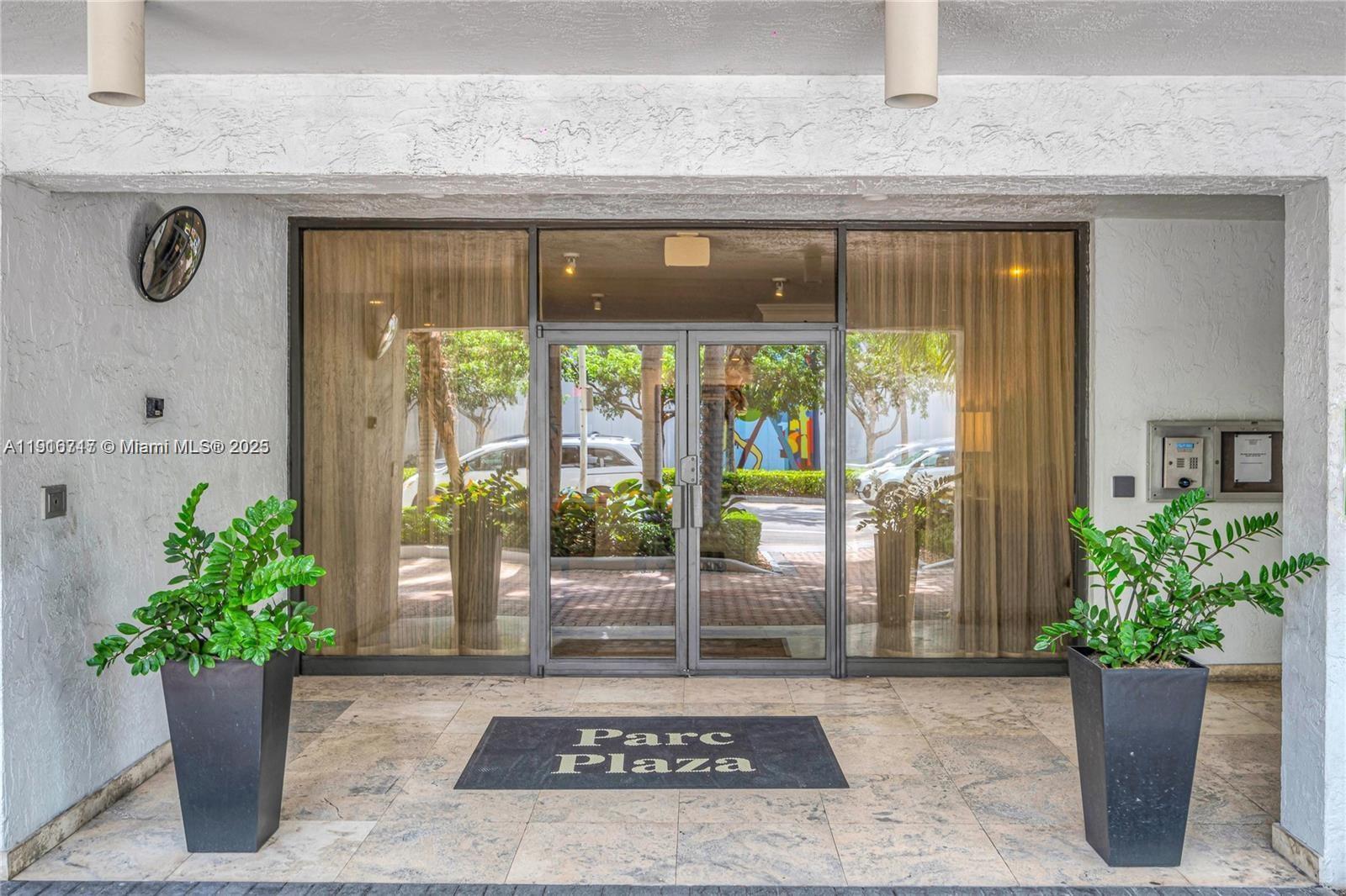1775 Washington Ave # 4G, Miami Beach FL 33139 photo 5