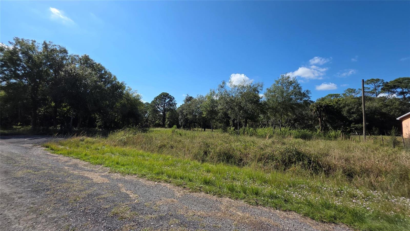 340 N Jinete Street, Clewiston FL 33440 photo 2