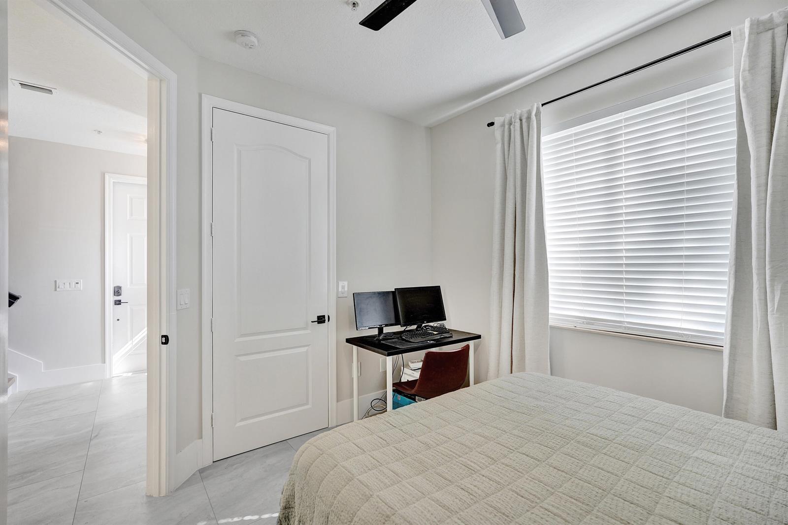 3600 NW 5th Terrace, Boca Raton FL 33431 photo 4