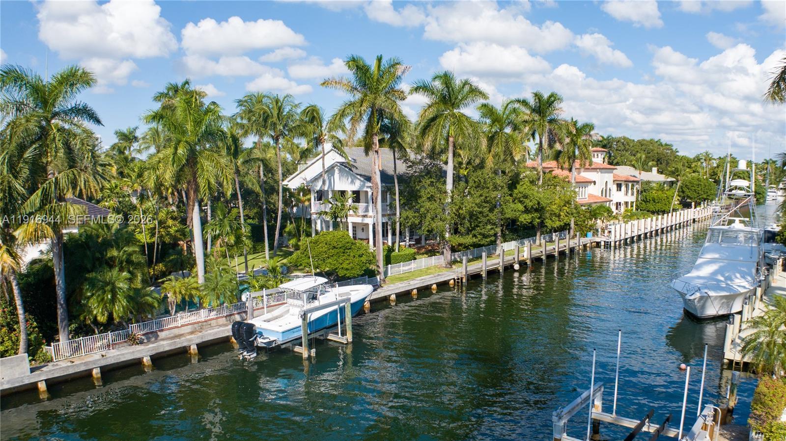 700 Coral Way, Fort Lauderdale FL 33301 photo 3