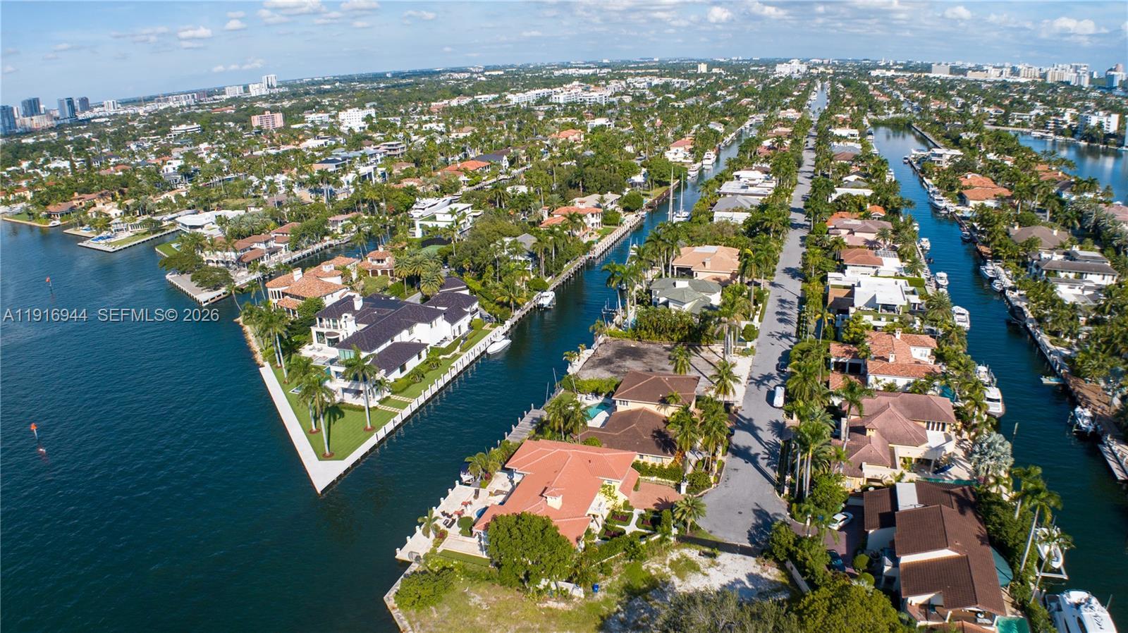 700 Coral Way, Fort Lauderdale FL 33301 photo 4