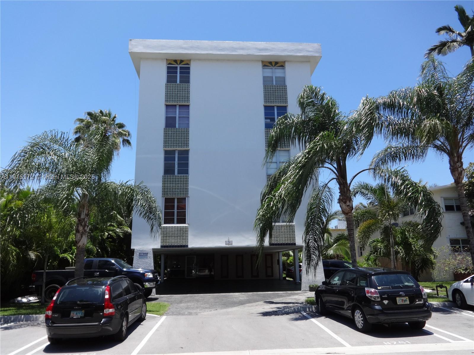1165 98th St # 403, Bay Harbor Islands FL 33154