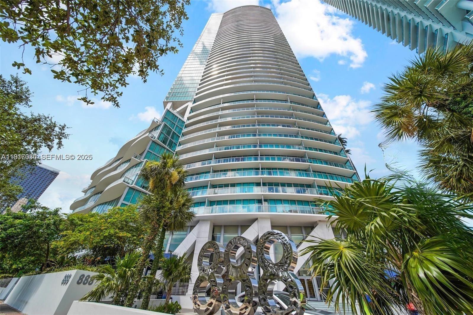 888 Biscayne Blvd # 2904, Miami FL 33132 photo 2