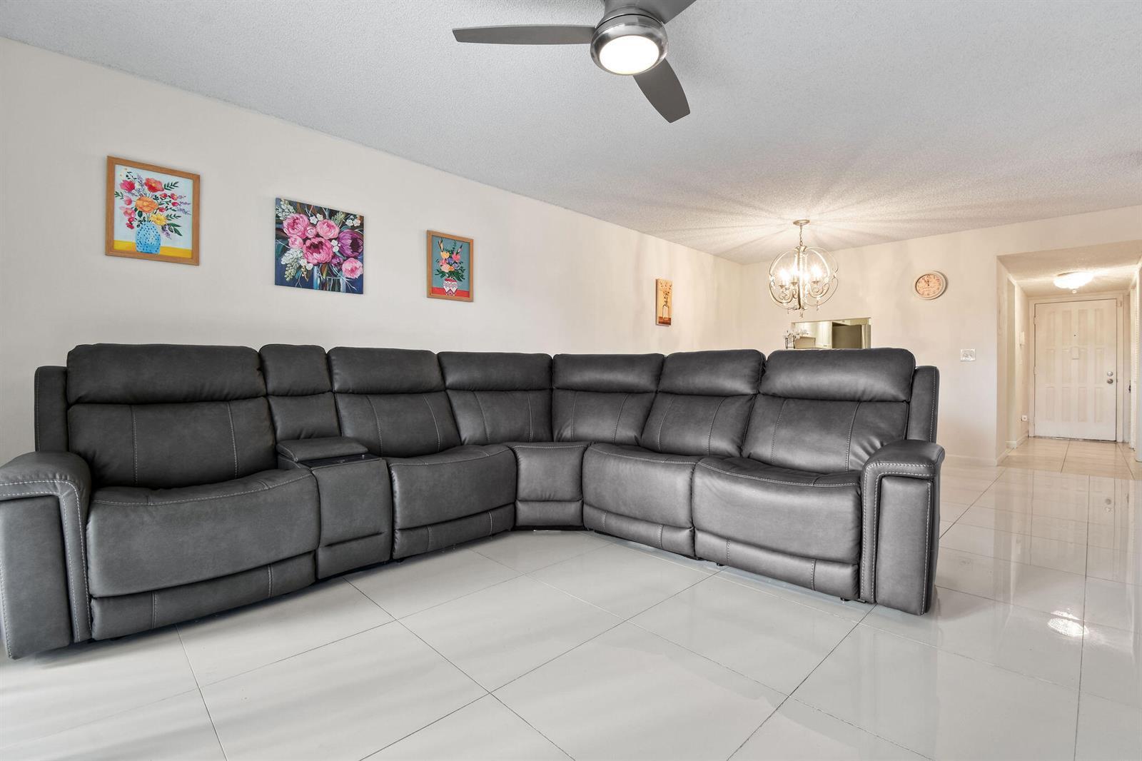 140 Lake Nancy Lane # 112, West Palm Beach FL 33411 photo 4