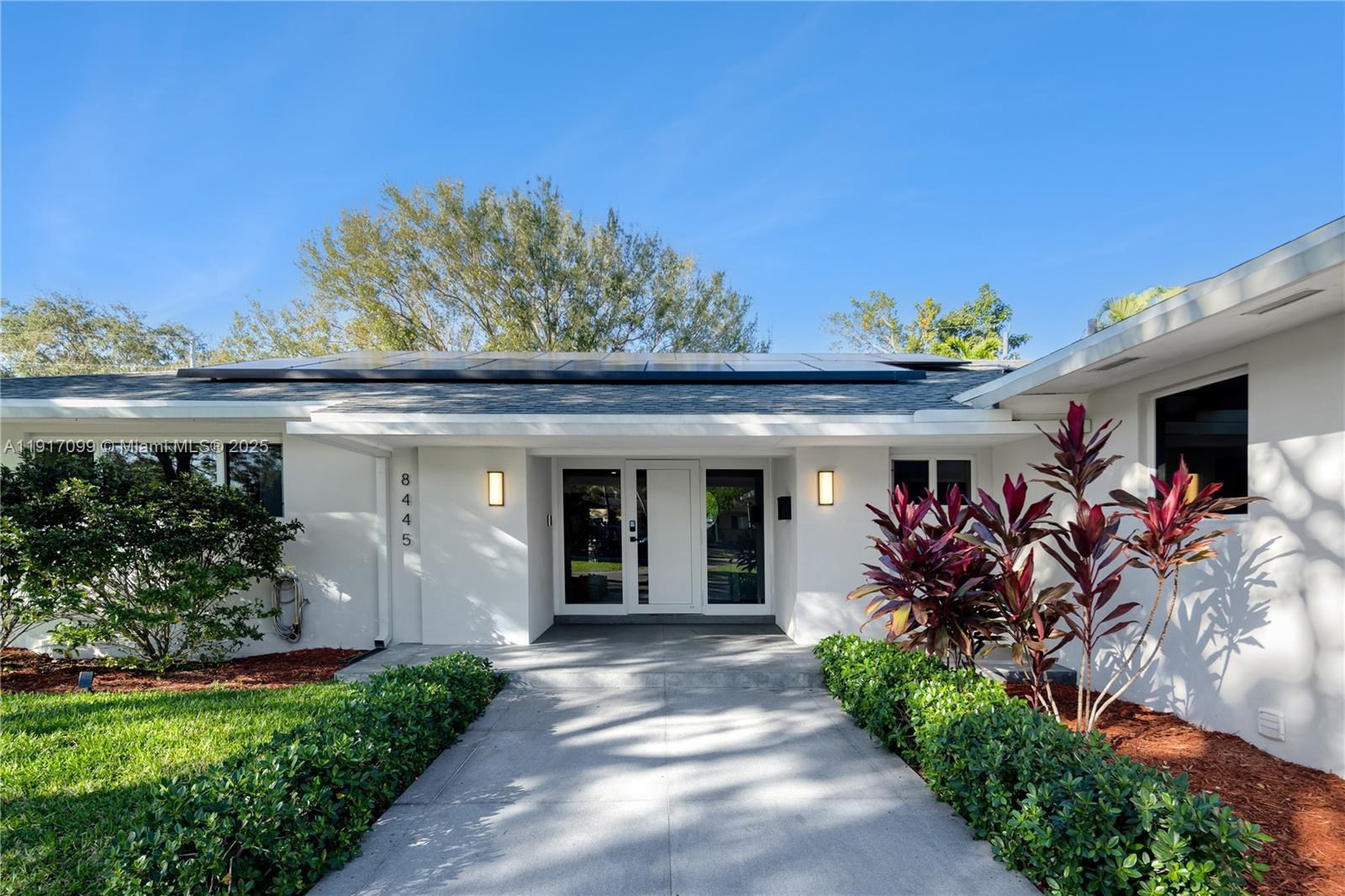 8445 SW 158th St, Palmetto Bay FL 33157 photo 3