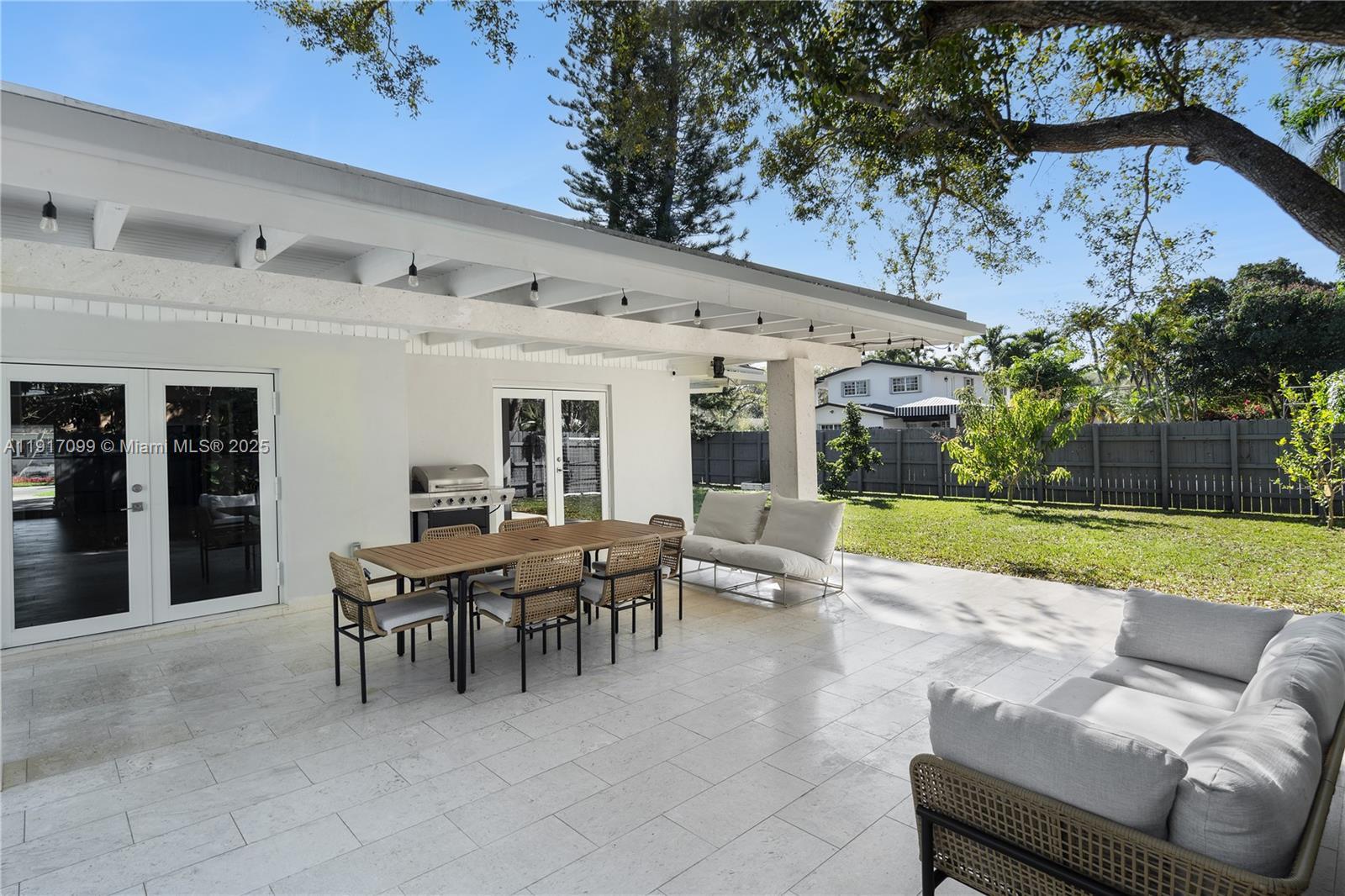8445 SW 158th St, Palmetto Bay FL 33157 photo 5