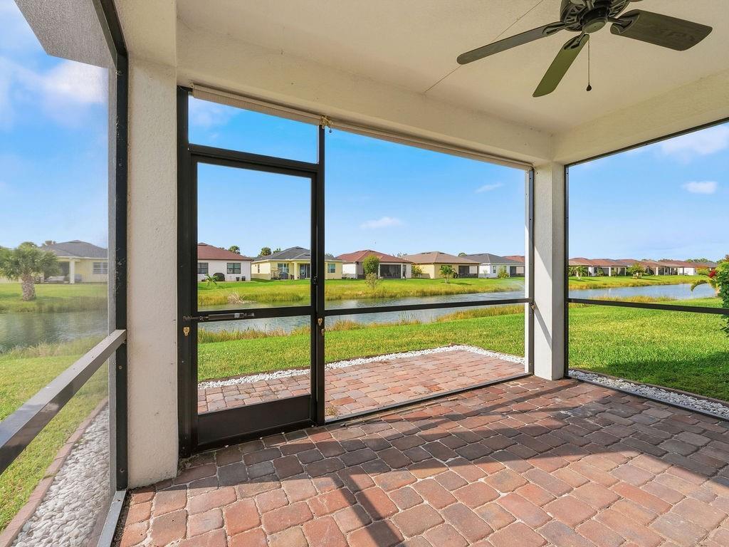 1772 Willows Square, Vero Beach FL 32966 photo 2