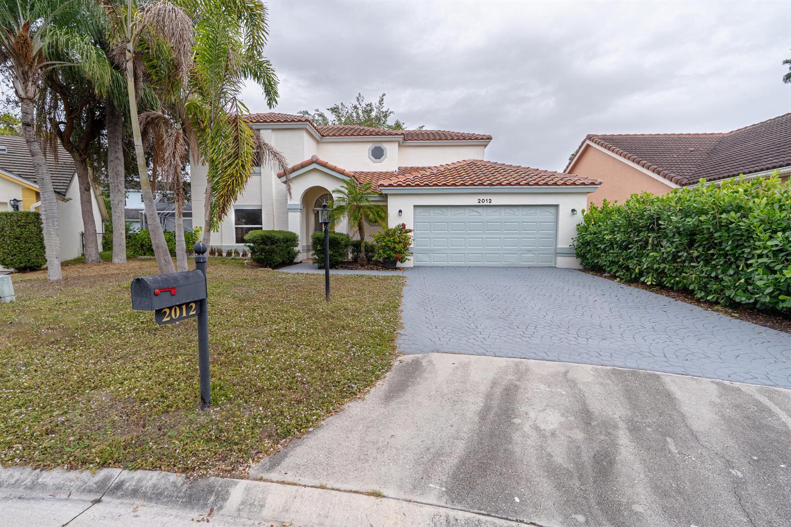 2012 White Coral Court, Wellington FL 33414 photo 2