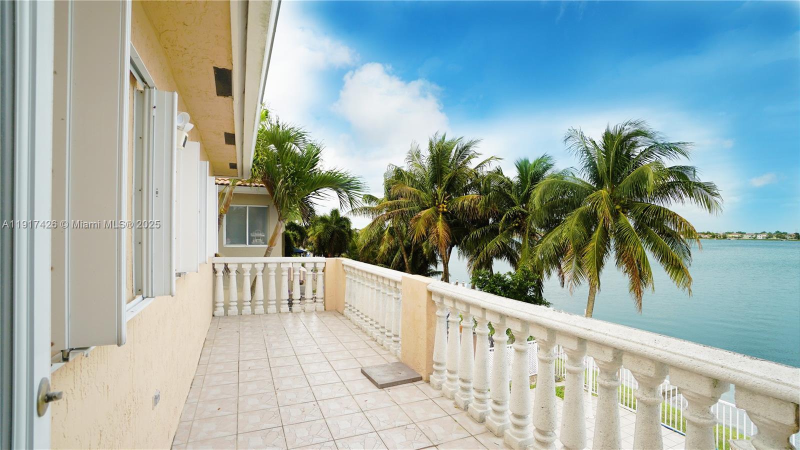 14061 SW 136 PL, Miami FL 33186 photo 2