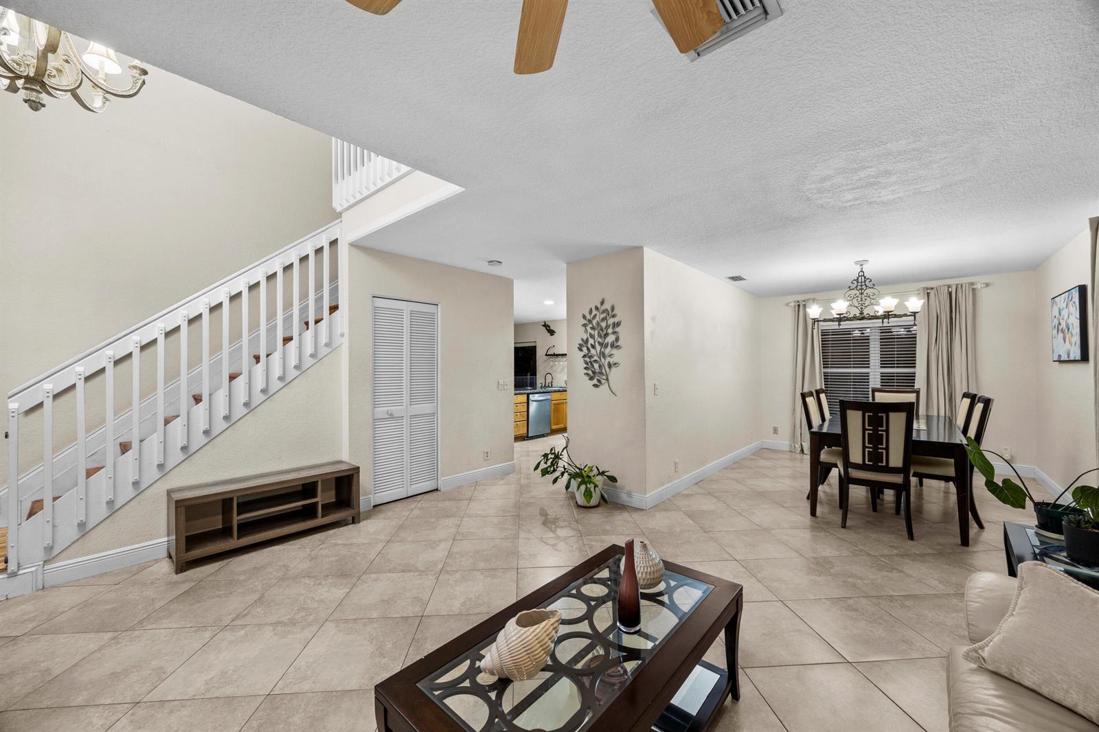 1622 S S Club Drive Drive, Wellington FL 33414 photo 3