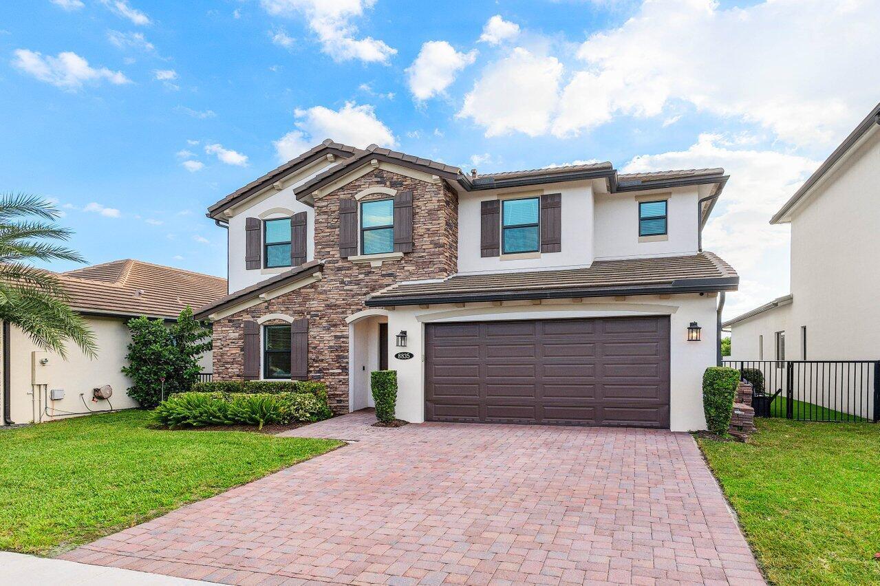 8835 Grand Prix Lane, Boynton Beach FL 33472 photo 4