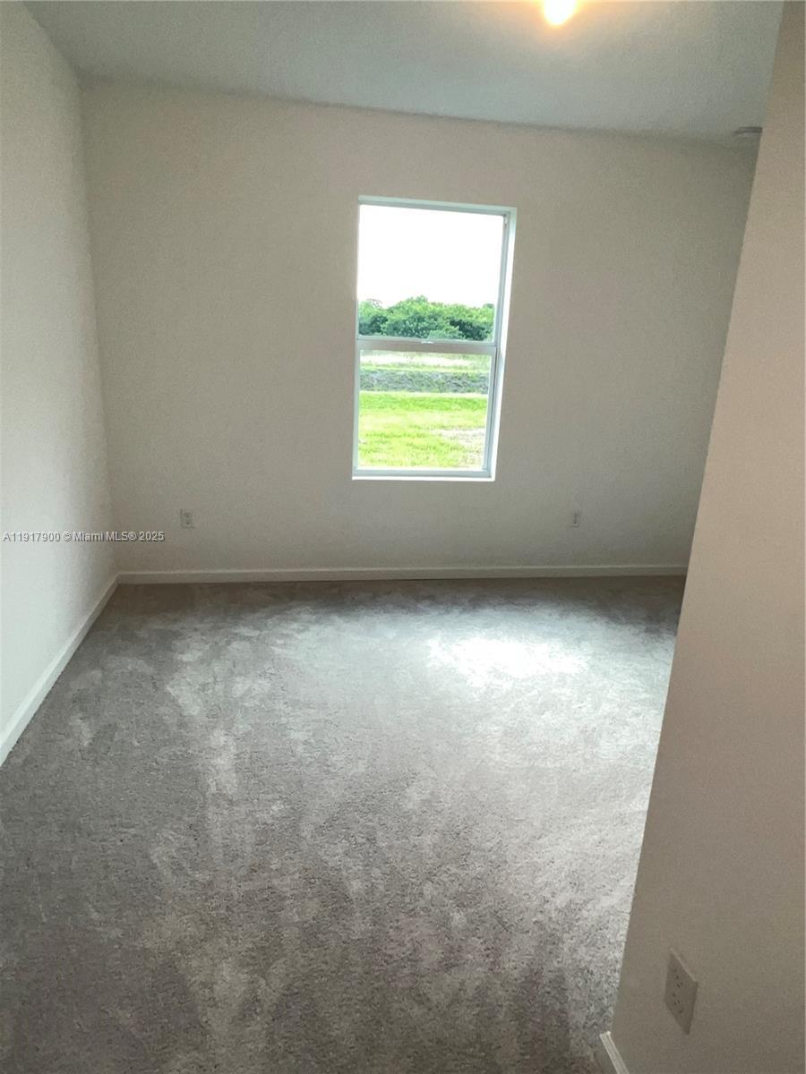 725 Worlington Ln, Fort Pierce FL 34947 photo 5