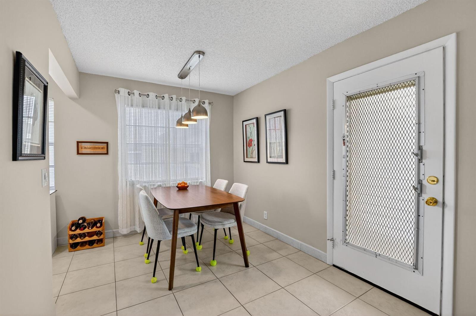 74 Burgundy B, Delray Beach FL 33484 photo 5