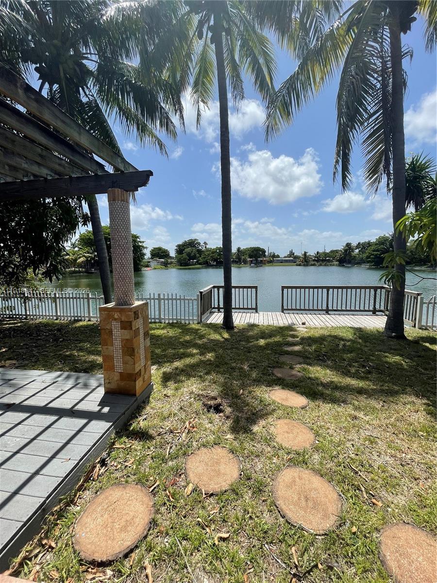232 SW 7th Ave # 0, Hallandale Beach FL 33009 photo 3