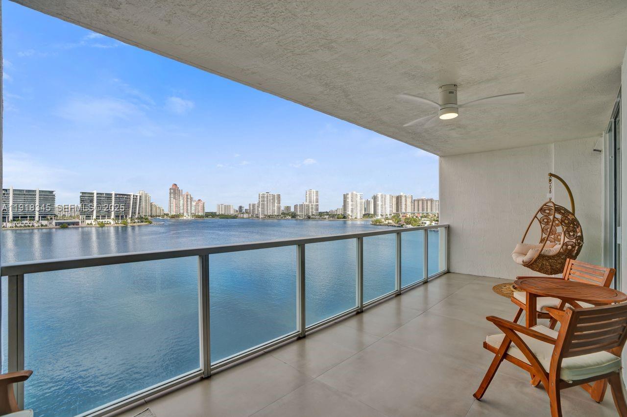18100 N Bay Rd # 909, Sunny Isles Beach FL 33160 photo 2