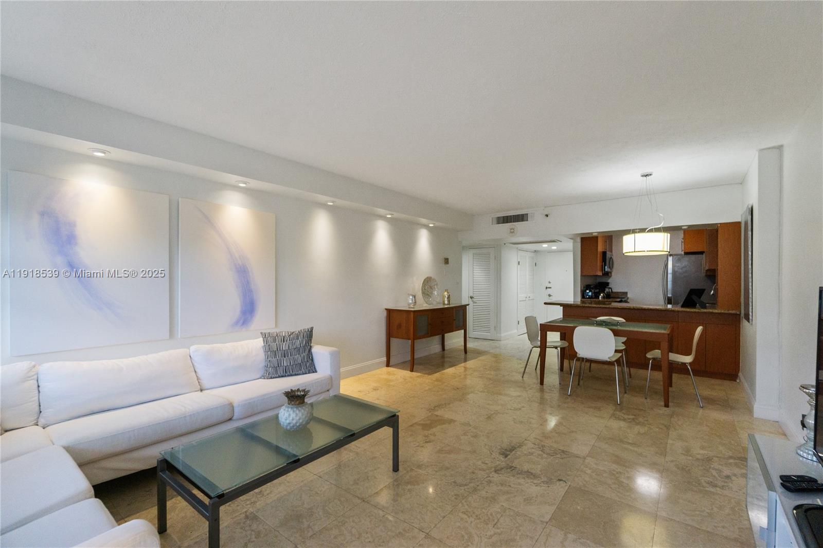 Miami Beach, FL 33139 photo 4