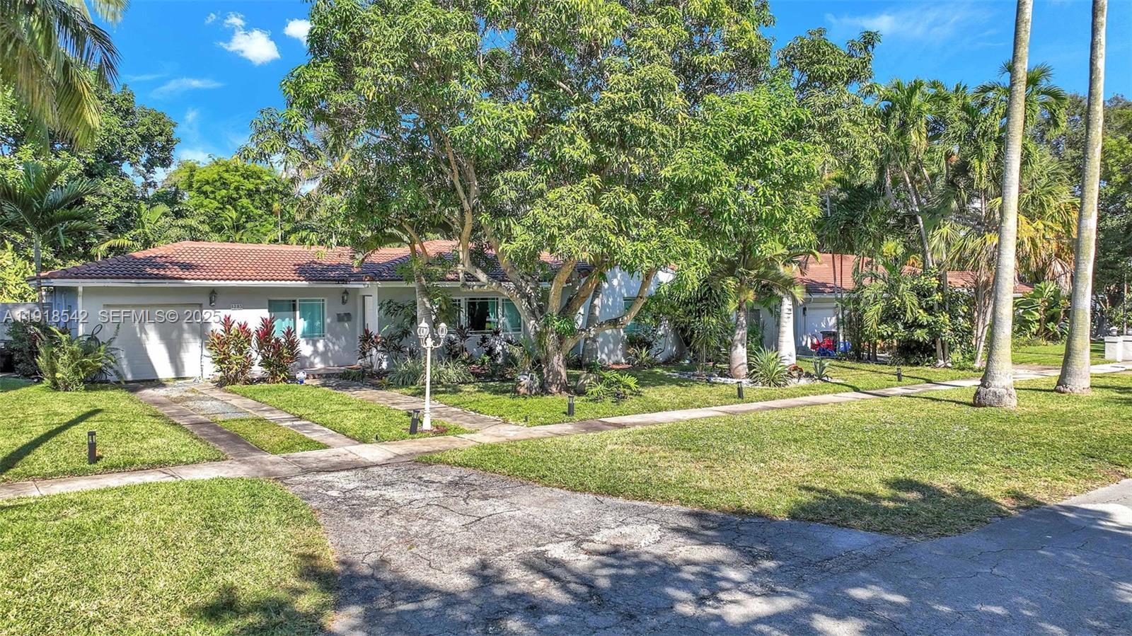 1285 NE 103rd St, Miami Shores FL 33138 photo 2
