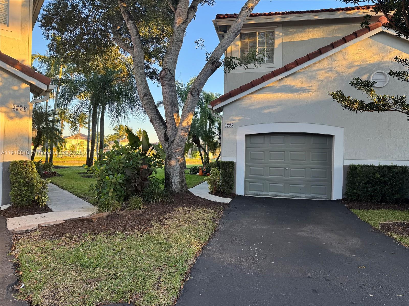 3778 San Simeon Cir, Weston FL 33331
