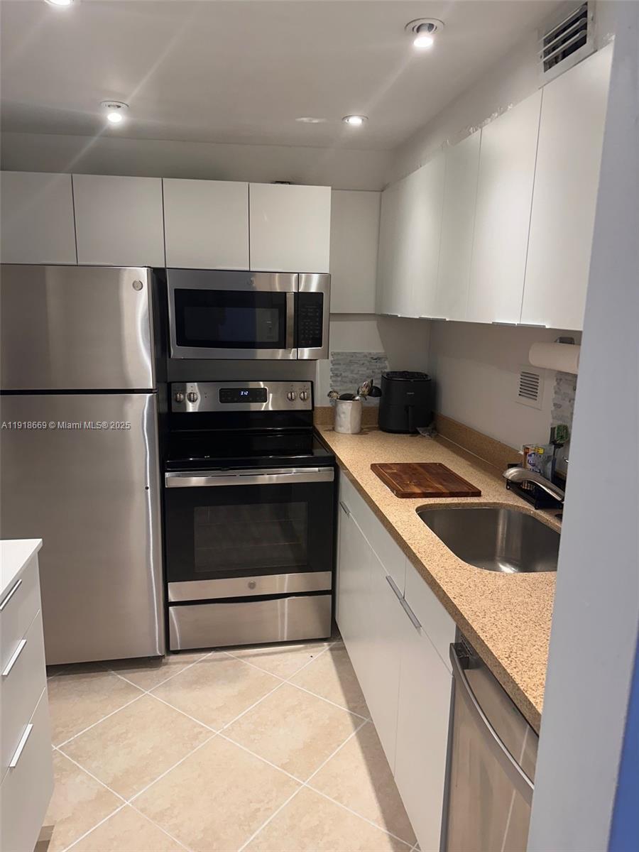 1000 West Ave # 225, Miami Beach FL 33139 photo 4