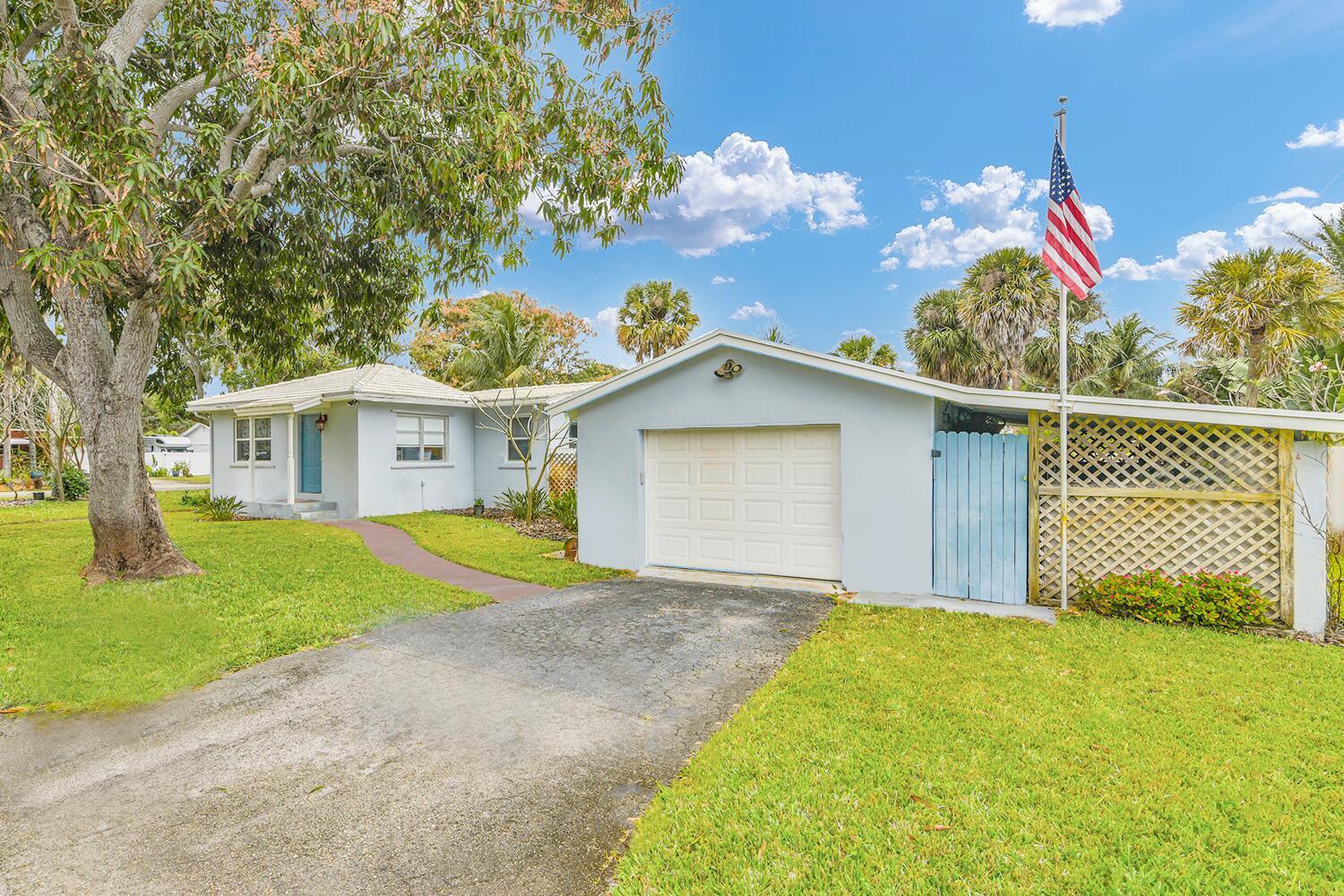 3203 Palm Drive, Delray Beach FL 33483