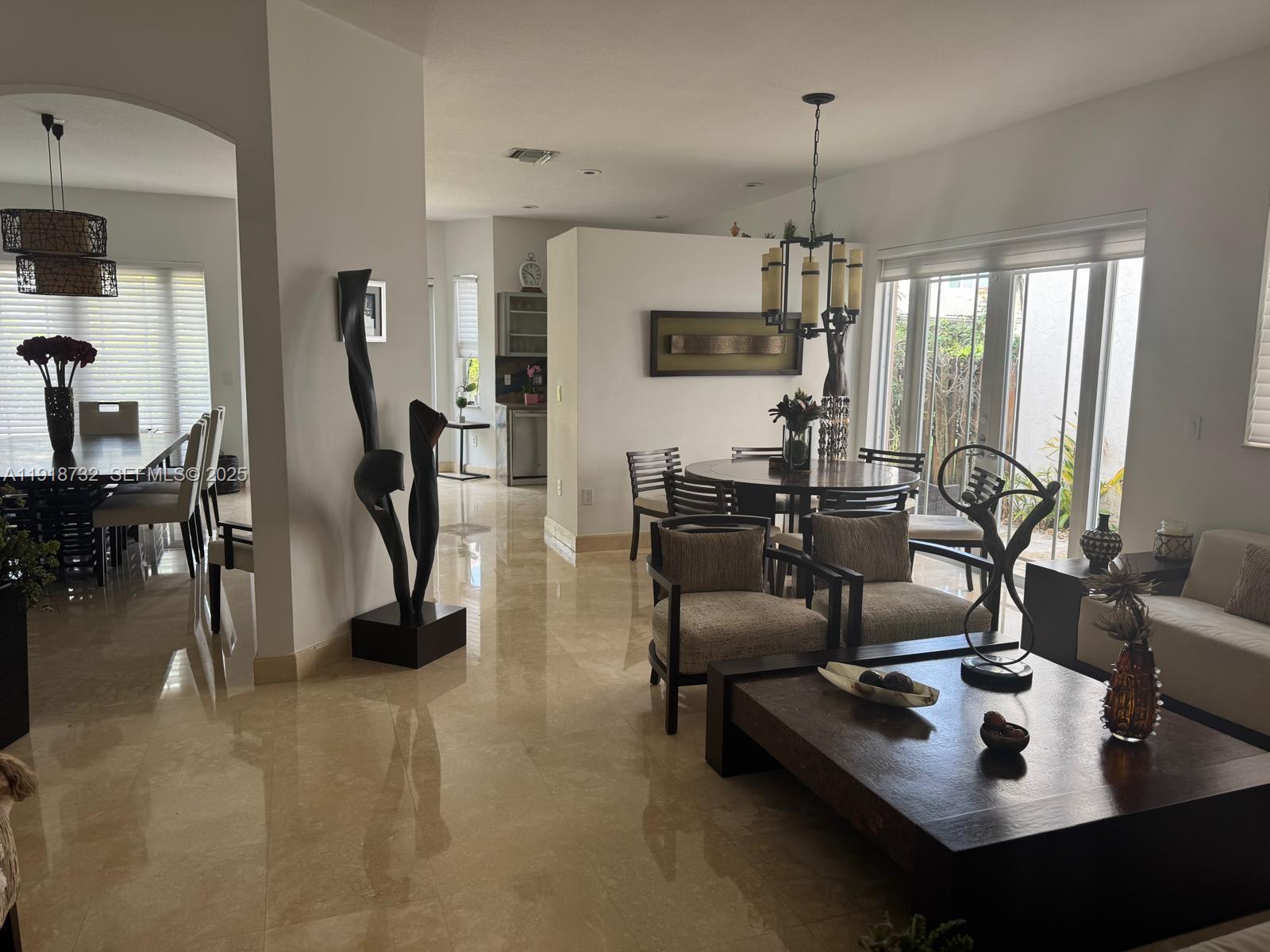 10772 NW 71st St, Doral FL 33178 photo 2