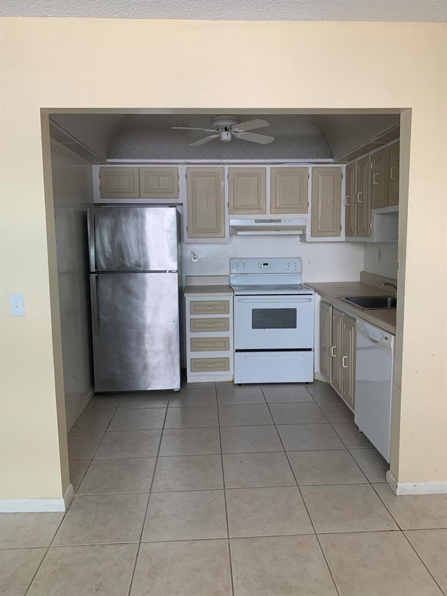 415 Monaco I, Delray Beach FL 33446 photo 5