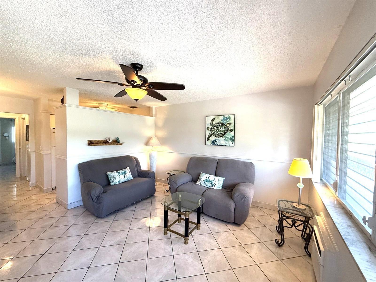 900 SW 10th Terrace # 21S, Hallandale Beach FL 33009 photo 2