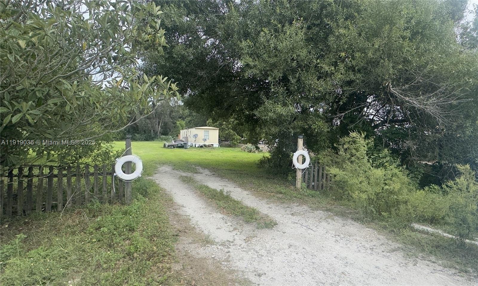 2834 W US HWY 27, Clewiston FL 33440 photo 2