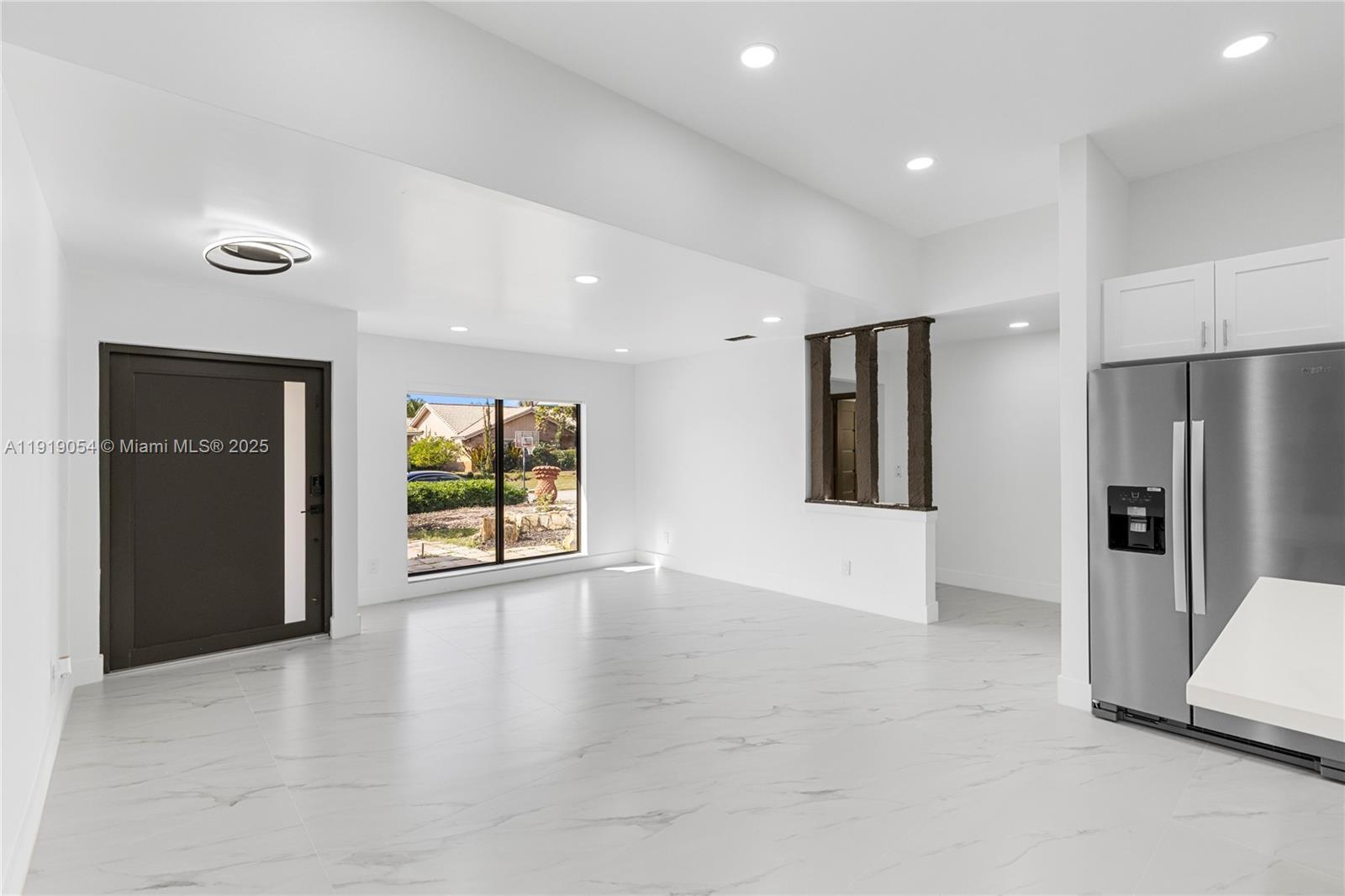 2149 NW 85th Ln, Coral Springs FL 33071 photo 3