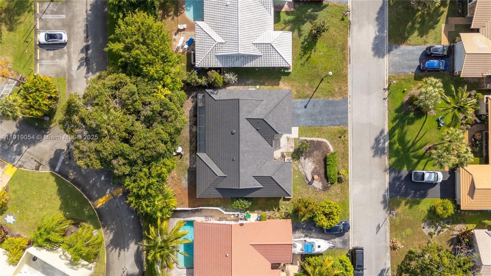 2149 NW 85th Ln, Coral Springs FL 33071