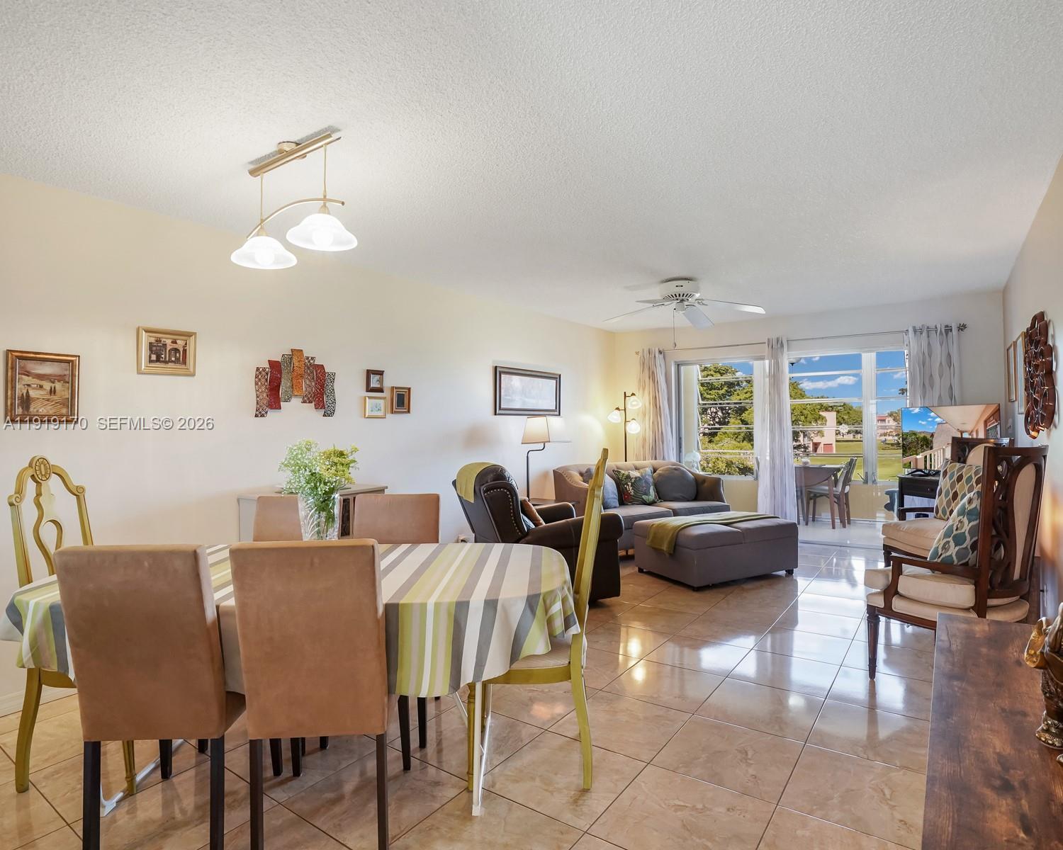 9401 Sunrise Lakes Blvd # 302, Sunrise FL 33322 photo 2