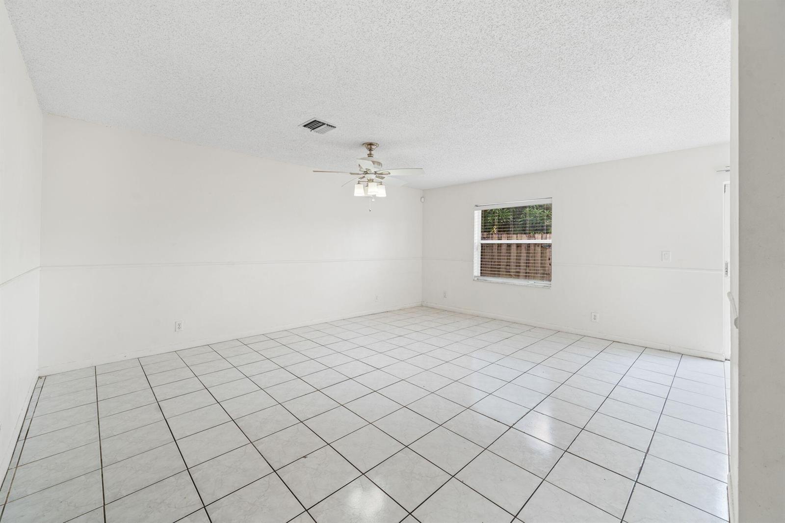 5072 Pine Abbey Drive S, West Palm Beach FL 33415 photo 4