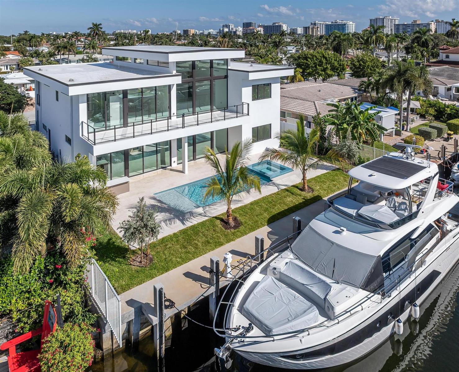 2612 NE 4th Street, Pompano Beach FL 33062