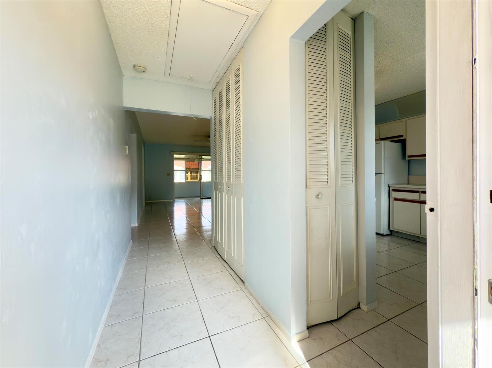 170 Amherst Lane, Lake Worth FL 33467 photo 3