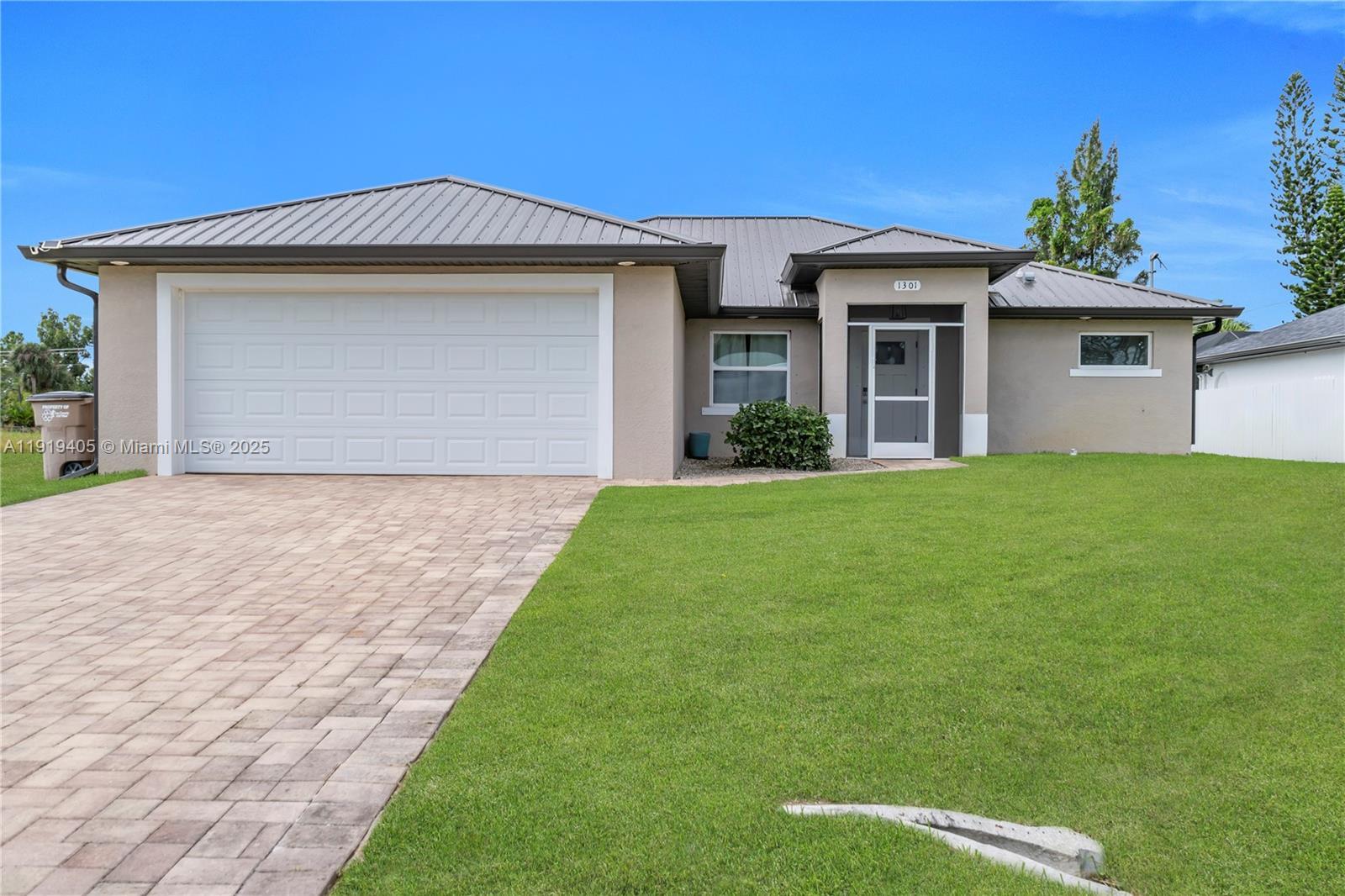 1301 Dorothy Ave N, Lehigh Acres FL 33971 photo 4