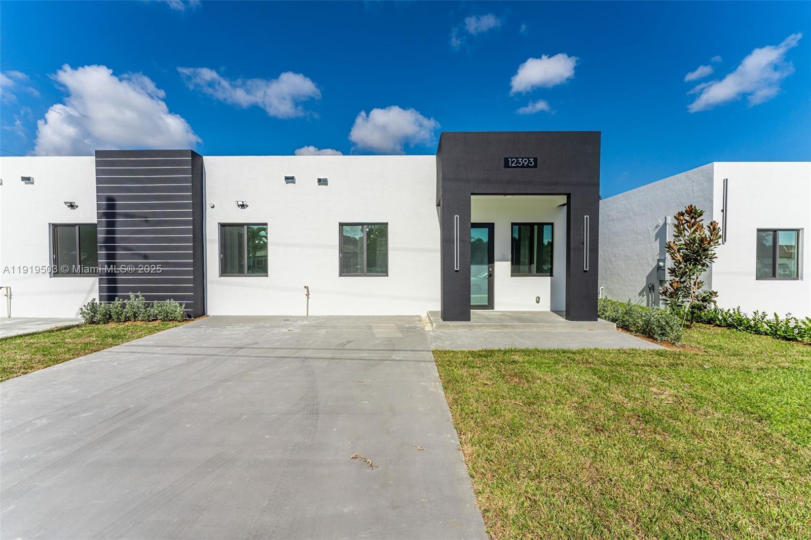 12393 SW 220th St, Miami FL 33170 photo 2