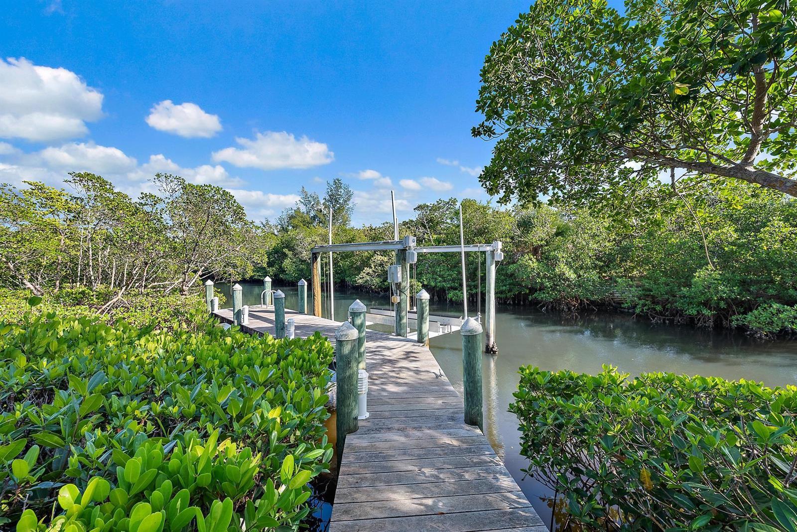 105 Harbor Way, Jupiter Island FL 33455 photo 5