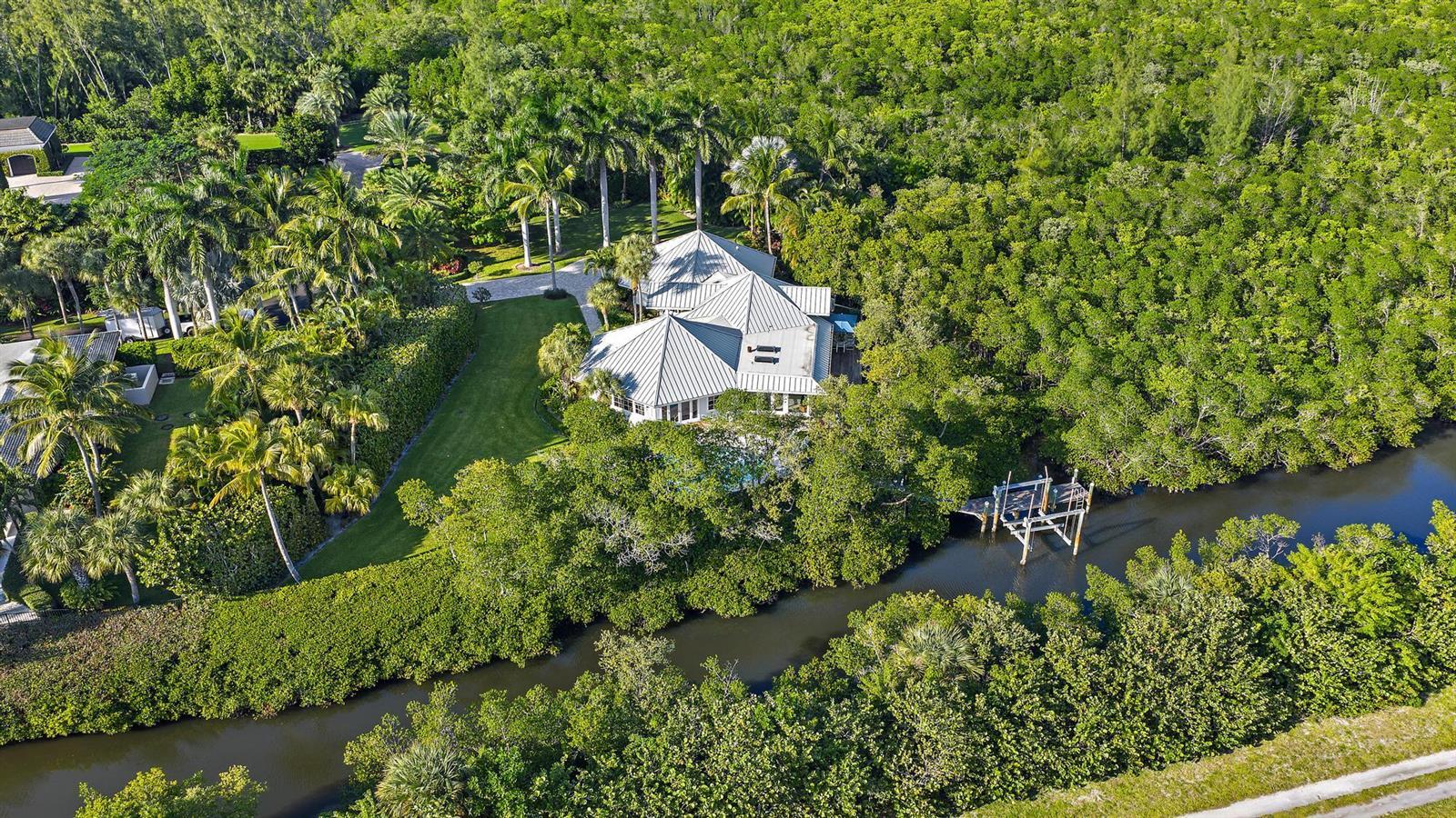 105 Harbor Way, Jupiter Island FL 33455 photo 4