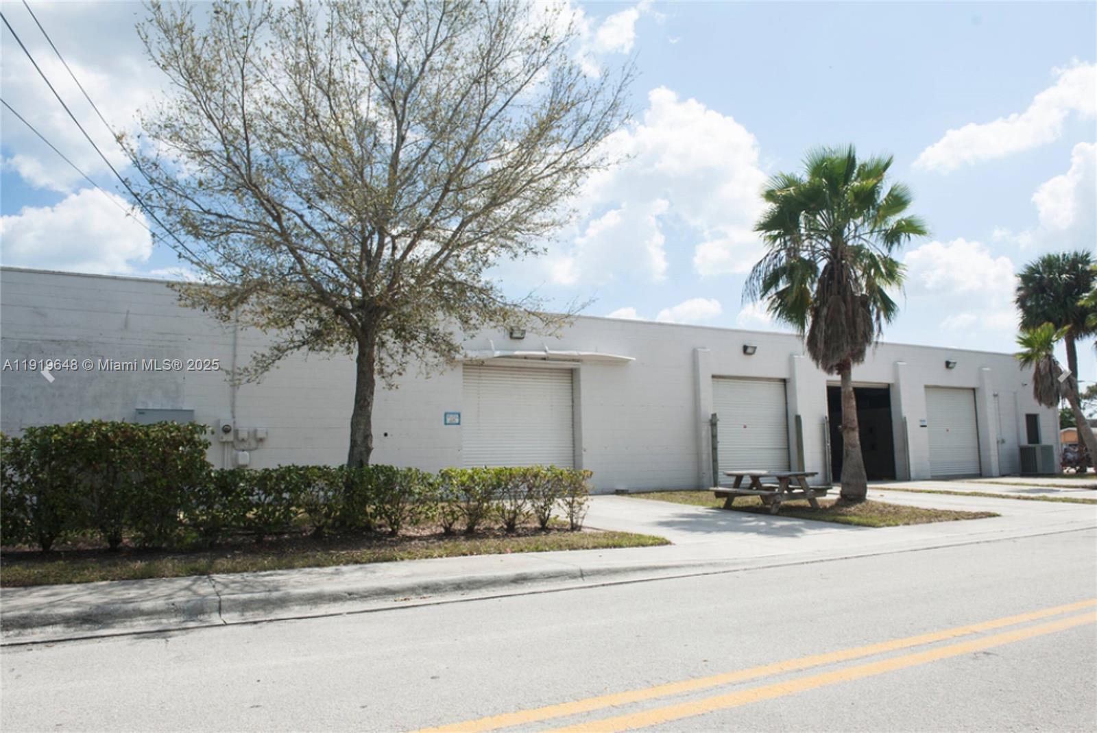 2610 Orange Ave, Fort Pierce FL 34947 photo 3