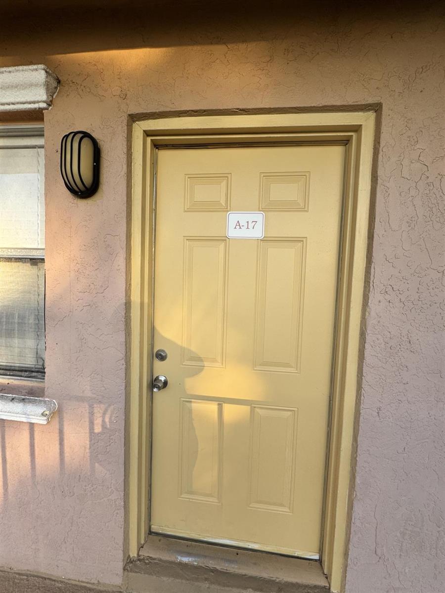 101 NE 41st Street # 17A, Oakland Park FL 33334