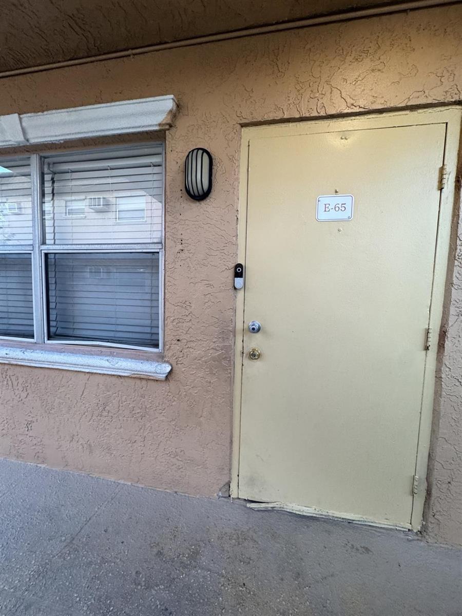 101 NE 41st Street # 65E, Oakland Park FL 33334