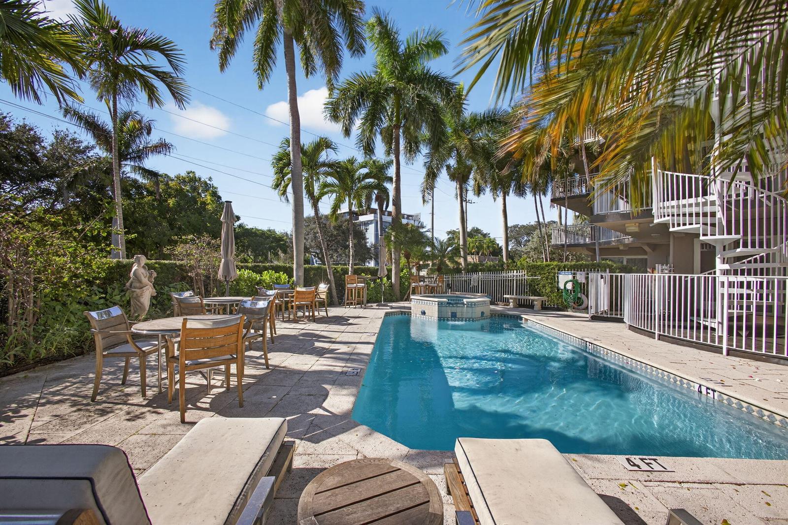 129 S Golfview Road # 7, FL 33460 photo 2