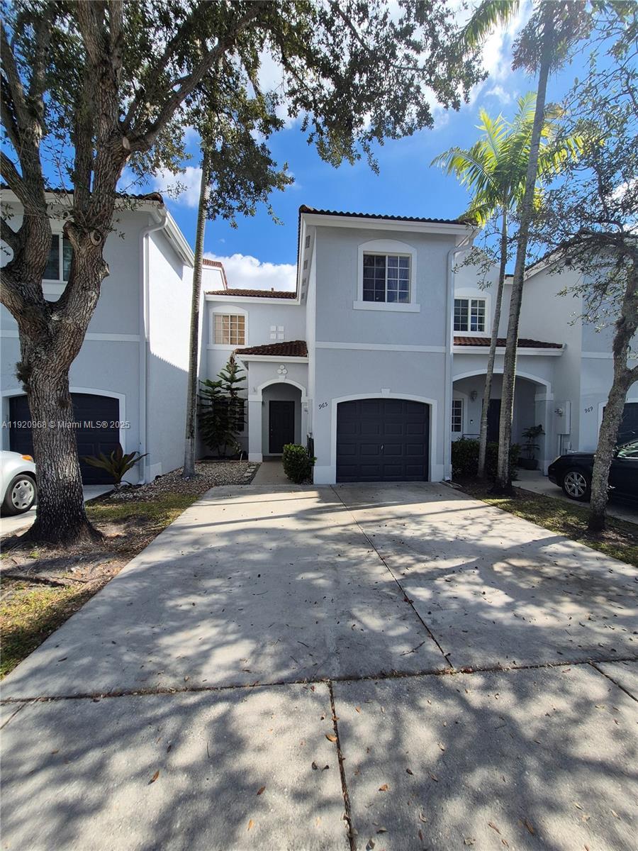 965 SW 147th Ct, Miami FL 33194