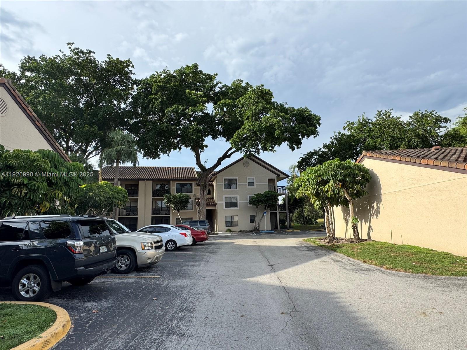 4341 W Mcnab Rd # 27, Pompano Beach FL 33069 photo 5