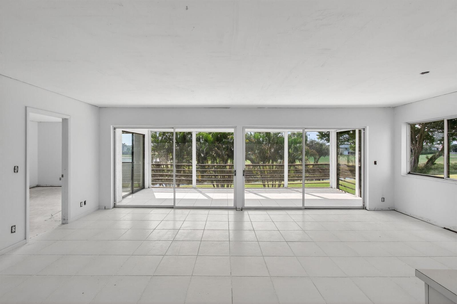 5771 Fairway Park Court # 205, Boynton Beach FL 33437 photo 5