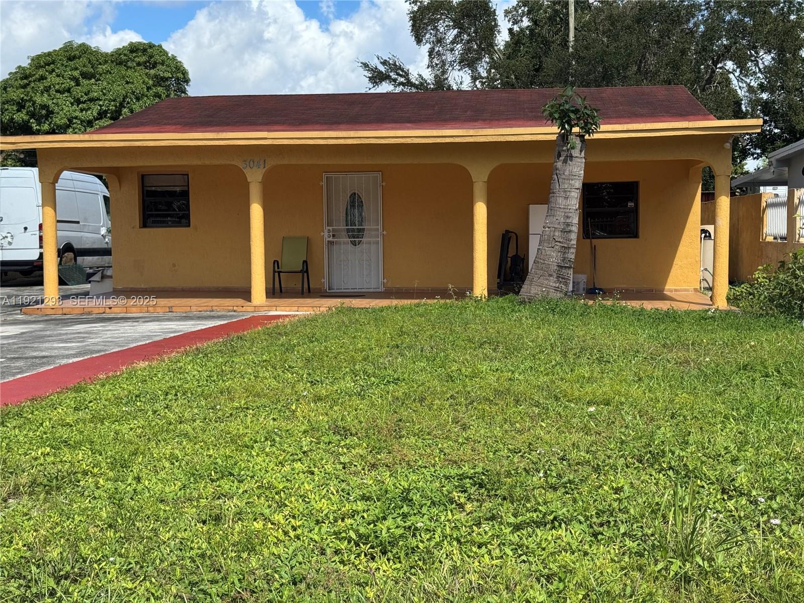 3041 NW 95th Ter, Miami FL 33147