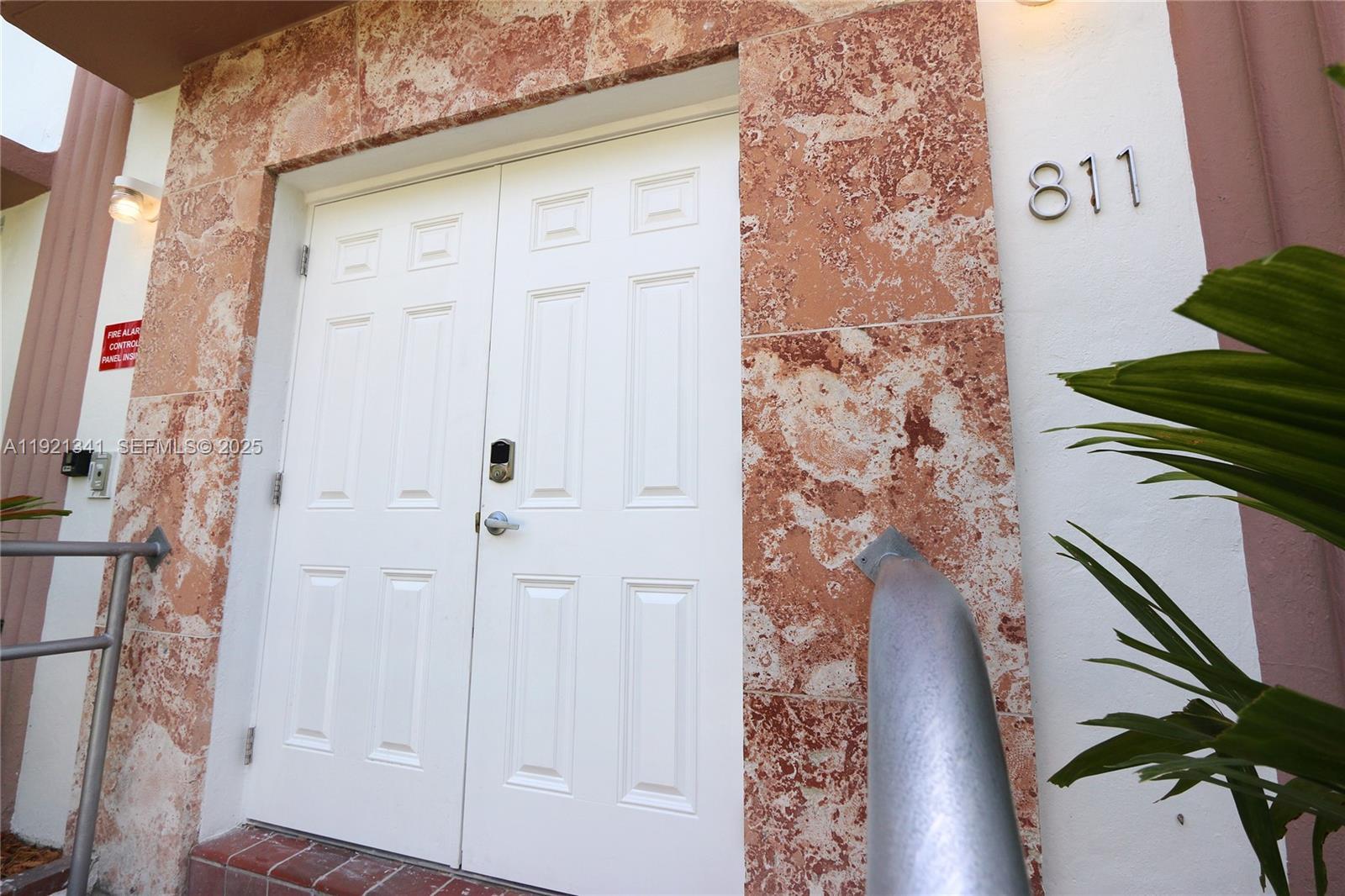 811 Jefferson Ave # 105, Miami Beach FL 33139 photo 2