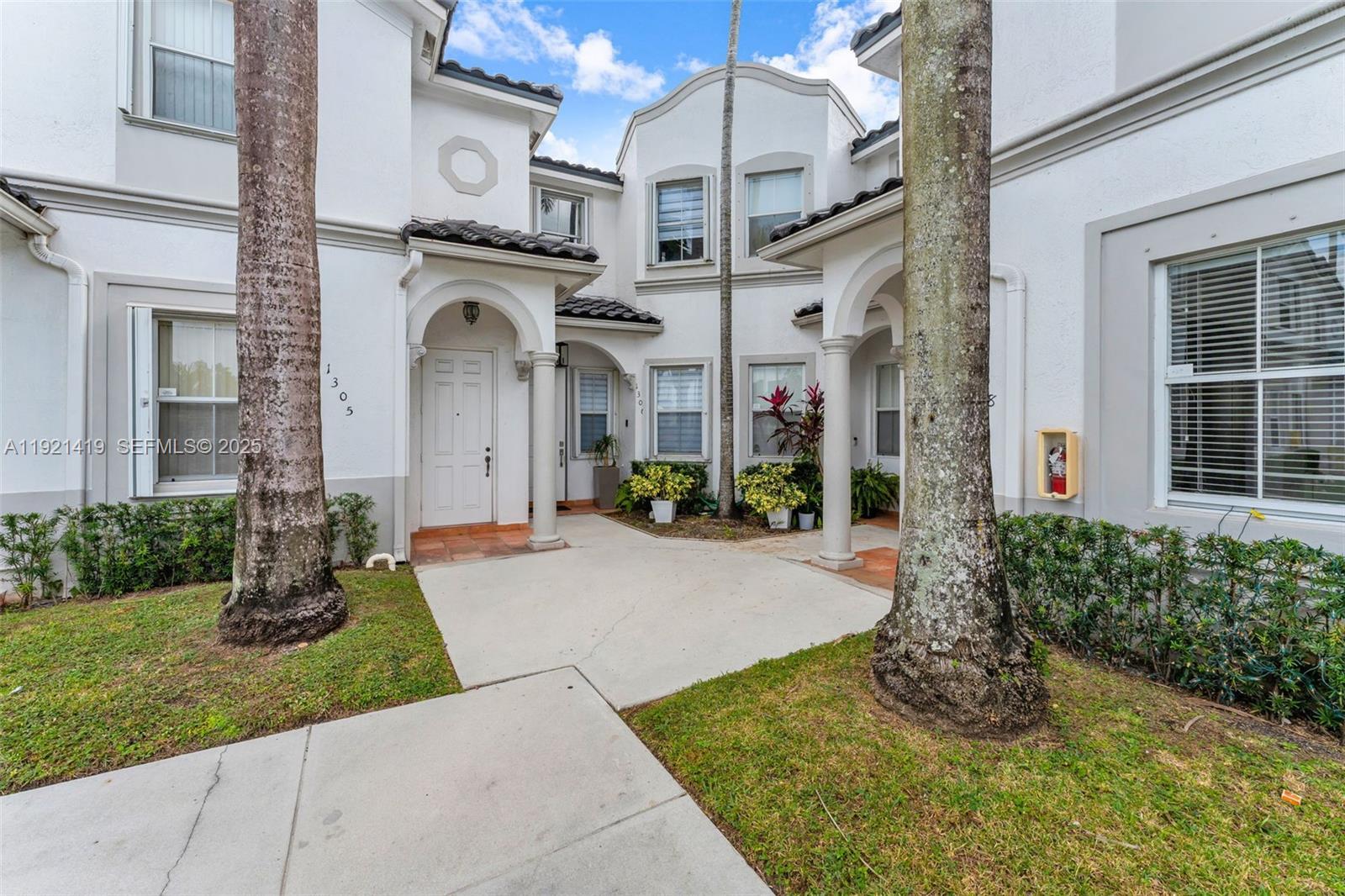 5610 NW 107th Ave # 1306, Doral FL 33178 photo 2