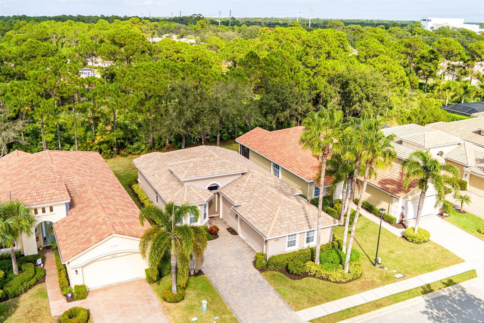 7233 Maidstone Drive, Port St. Lucie FL 34986 photo 2