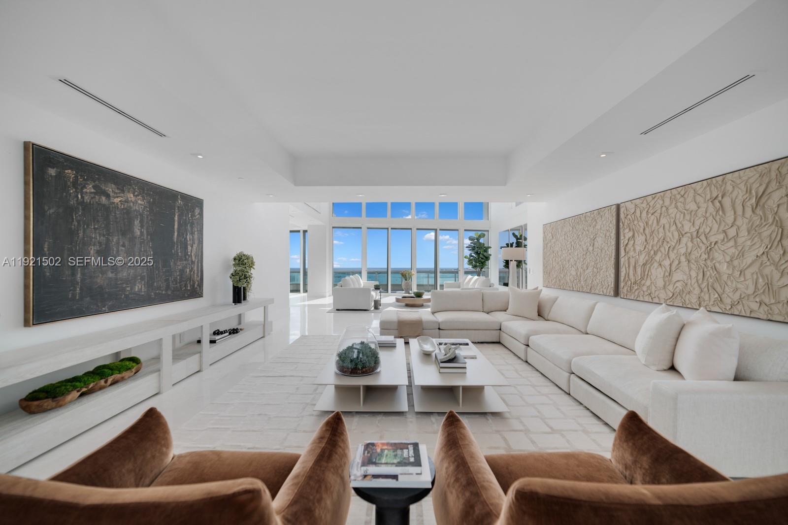 1643 Brickell Ave, Miami FL 33129 photo 4